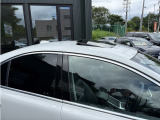 高級車の定番!サンルーフも装備済みです☆彡