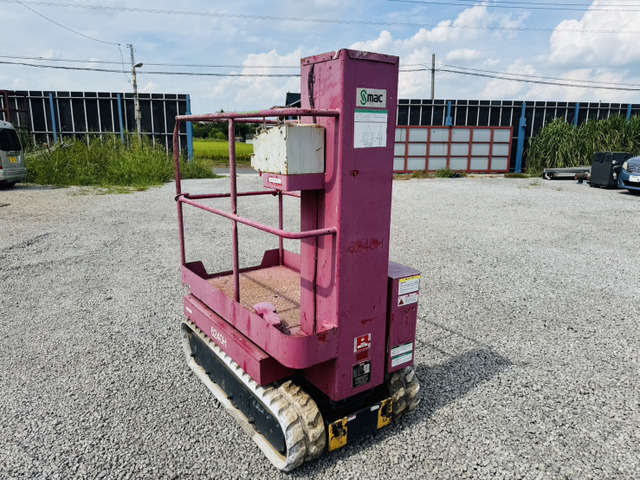 エスマック 高所作業車 キャタピラ