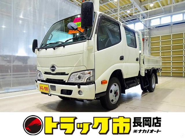 デュトロ 4.0 セミロング 高床 ディーゼル 4WD 2t Wキャブ 登録済み未使用車