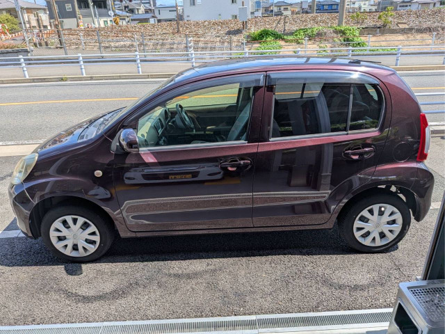 トヨタ パッソ 1.0 X Gパッケージ の中古車詳細 (153,000km, スミレ