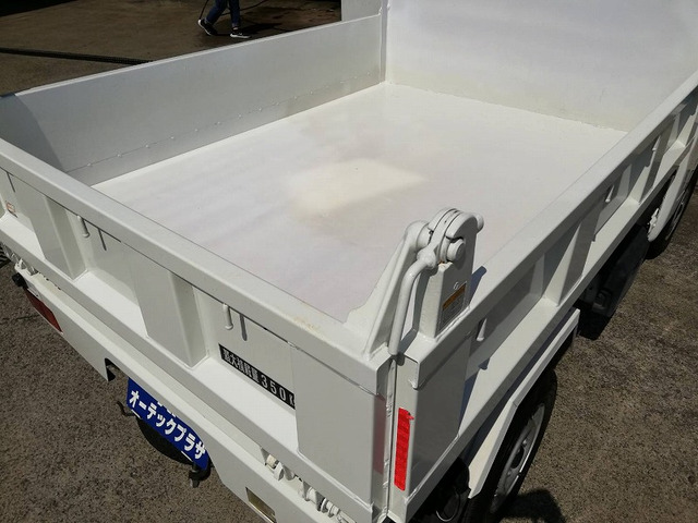スバル サンバートラック 新明和製ダンプ・純正ラジオ の中古車詳細