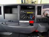 AC PS PW SRS ABS キーレス 左電格ミラー AM/FMラジオ ETC ドライブレコーダー ターボ 排気ブレーキ 坂道発進補助装置 フォグランプ シートカバー