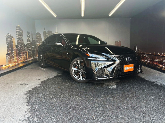 LS500h Fスポーツ禁煙車 黒赤本革 メーカーナビ 衝突軽減