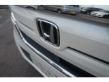 エンジン、ミッションなど金額の大きな箇所も無料修理♪代車もご用意!☆自社保証☆安心3ヶ月間の無料保証付。カーセンサーアフター保証も有り☆1年～2年更新保証もご用意有ります。輸入車は1年保証～有償のみです。