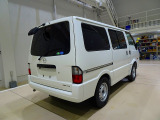 ボンゴバン  DX 1t 4WD 2/5人乗り 5ドア