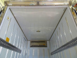 荷台内寸:301×166×176 床ステンレス 左サイドスライドドア(159cm/82cm) ステンレス製ラッシングレール1段(80cm) 水抜き穴1対 荷室灯1個 ±30度設定 -14度確認