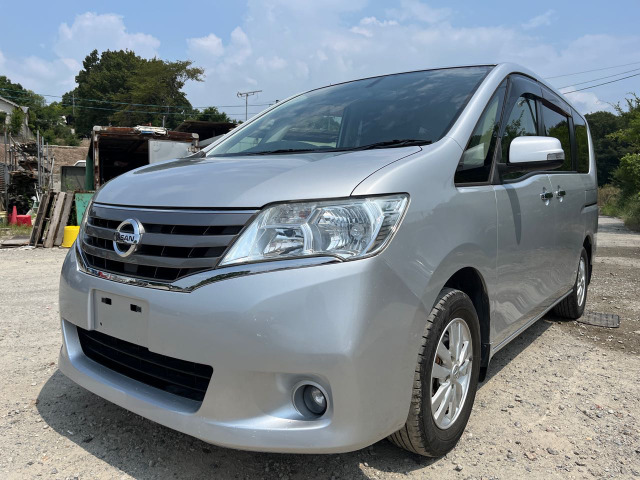 セレナ2.0 20G純正ナビ、TV、両側電動スライドドア