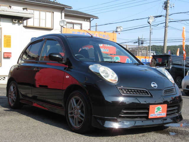 ☆低走行!☆日産☆マーチ☆切替式4WD☆女性ワンオーナー☆禁煙車