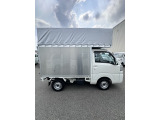 車高2,500mm 荷室内広々!