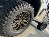 アルミはVOSSEN20インチアルミ タイヤ合わせて35インチです!