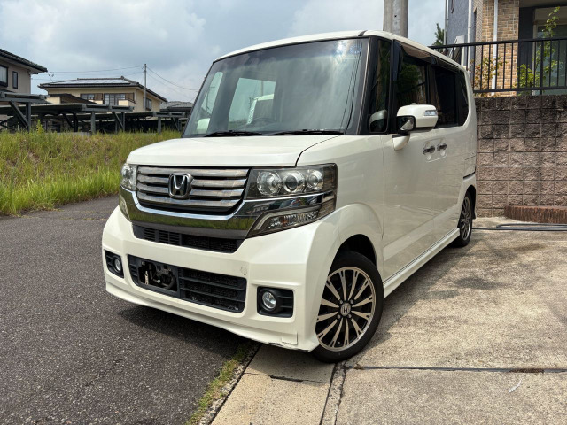 ホンダ N-BOXカスタム 