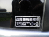 車上荒らしから愛車を守るセキュリティアラーム!お問い合わせは054-641-6588まで!休日・時間外対応もまずはお問い合わせ下さい!