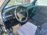 190クラス 190E 2.6 