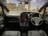 ヴォクシー 2.0 ZS 