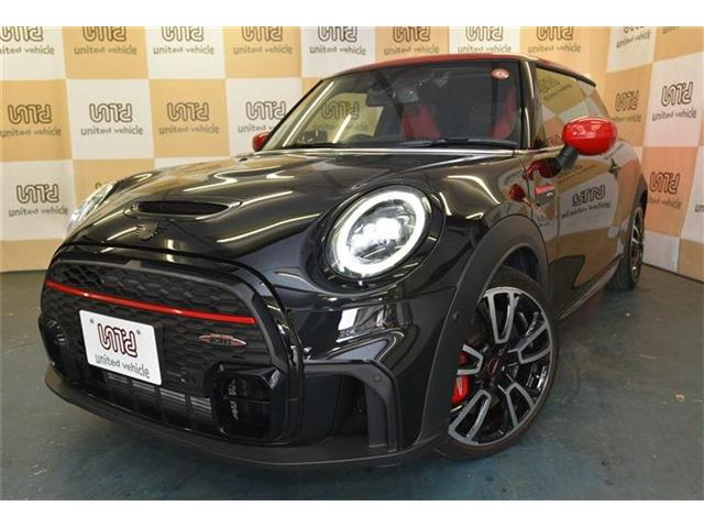 ミニジョン・クーパー・ワークス プレミアム プラスラインワンオーナー・禁煙車・純正ナビ