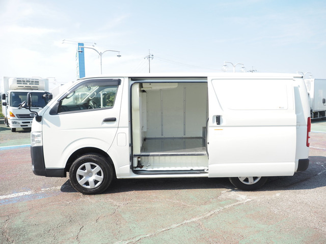 トヨタ ハイエース 4WD オートマ ハイエース 冷蔵冷凍車 の中古車詳細