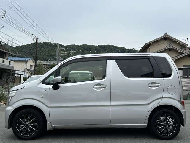 10/31受け渡し可能な方限定】スズキ ワゴンR FX 車検R8/11迄 ナビ