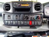AC PS PW SRS ABS 集中ドアロック 左電格ミラー AM/FMラジオ ルームミラー式バックモニター ターボ 排気ブレーキ 車線逸脱警報装置 衝突被害軽減ブレーキ