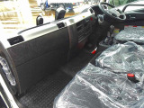 AAC PS PW SRS ABS キーレス 左電格ミラー AM/FM バックモニター アドブルー ターボ 排気ブレーキ EZGO 車線逸脱警報装置 衝突被害軽減ブレーキ フォグランプ 室内LED灯/カーテン