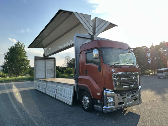 いすゞ ギガ ウィング 4軸低床 7速MT ハイルーフ ETC の中古車詳細
