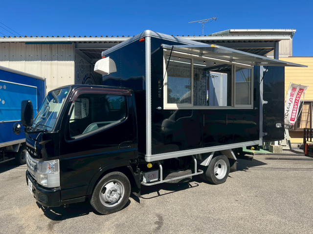 キャンターガッツディーゼル車 キッチンカー 8ナンバー