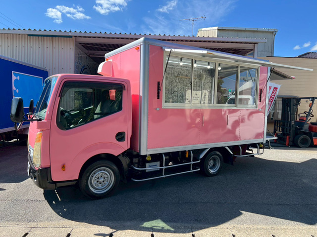 アトラス3.0 スーパーロー DX ディーゼルディーゼル車 キッチンカー 8ナンバー