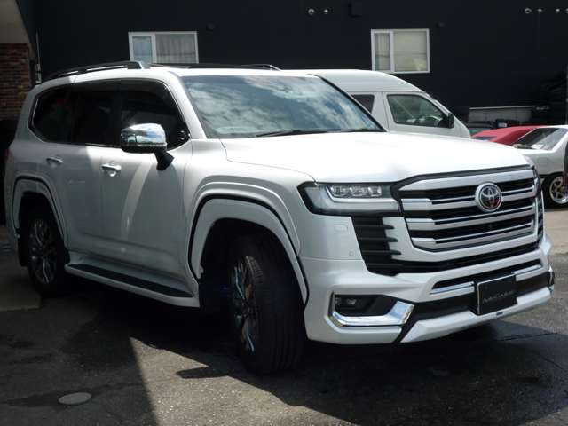 トヨタ ランドクルーザー300 3.3 ZX ディーゼル 4WD サンルーフ ナビ