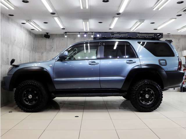 トヨタ ハイラックスサーフ 2.7 SSR-X 4WD リフトアップ 社外