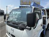 4770cc 2t 2トン 5速 5MT ショート 荷台内寸290×179 3段クレーン ZR263 走行86000K 長さ516幅189高さ269 内外装仕上げ済み