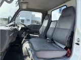 4770cc 2t 2トン 5速 5MT ショート 荷台内寸290×179 3段クレーン ZR263 走行86000K 長さ516幅189高さ269 内外装仕上げ済み