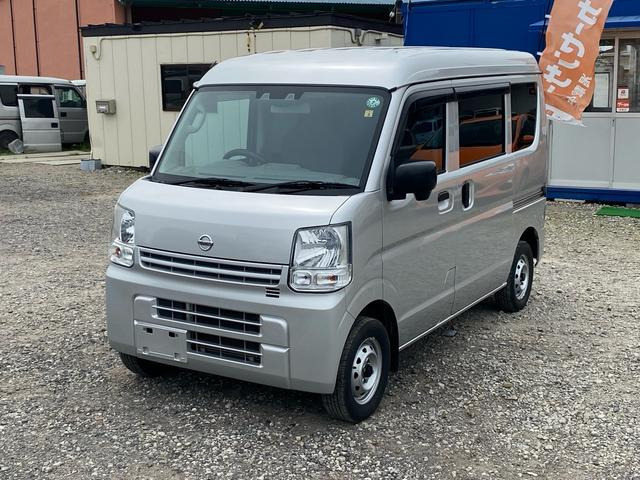 NV100クリッパー  DX セーフティパッケージ 4WD