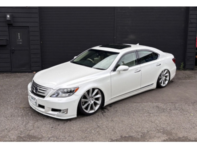 LS600h Iパッケージ 4WD