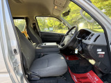 買ったばかりの愛車、ずっときれいにしていたいですよね!ご購入いただいたお車を綺麗な状態に保てるよう、コーティングなどのオプションもご用意しております。詳しくは店舗までお問い合わせください♪