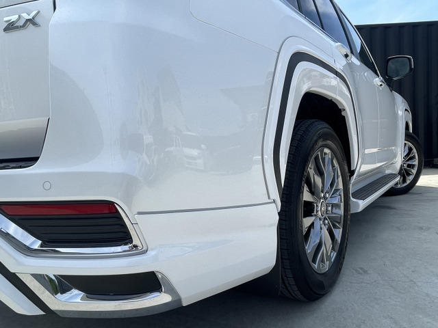 トヨタ ランドクルーザー300 3.5 ZX 4WD モデリスタKIT カー