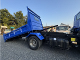車両右側:ローダーの作動良好です。車両右側にはスイッチがあり、スイッチの接触もスムーズです👍 栃木県栃木市から🚛全国配送承ります🚛‼️