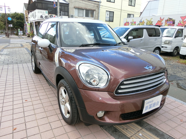 ミニクロスオーバークーパーすぐ乗れます!美車!社外バックカメラ!