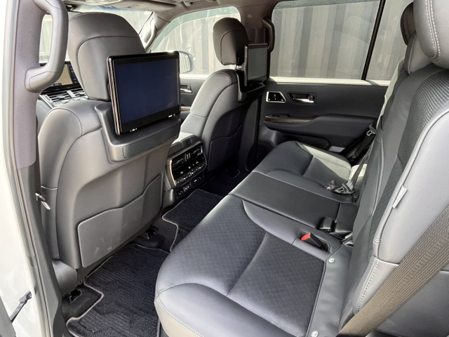 トヨタ ランドクルーザー300 3.5 ZX 4WD モデリスタKIT カー