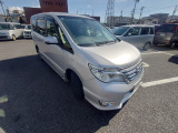 3ヶ月・3000kmの無料保証付きです。エンジン、ミッション等の修理の際に金額が大きくなりがちな箇所も無料修理で安心です。最大3年までの有料保証も取り扱っております。