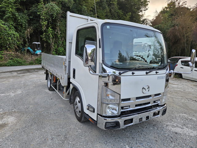 タイタン  