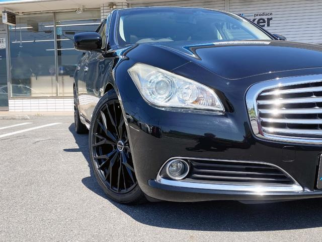 日産 シーマハイブリッド 3.5 VIP 新品20inchアルミ面一 サンルーフ の