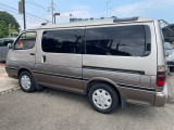 ハイエース 2.4 スーパーカスタム セミミドルルーフ 