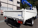 地上高87cmと低めで、荷物の積み降ろしがしやすくなっています!