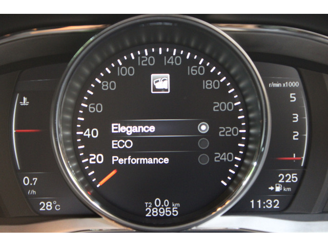 ボルボ V60 D4 タック ディーゼル 点検整備付 保証付 乗出し169.8万円