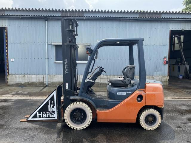 トヨタL&F エンジンフォークリフト 16601