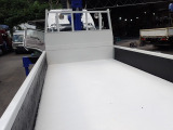 最大積載量:2000kg 荷台寸法:L369 W178 H37 床材:鉄