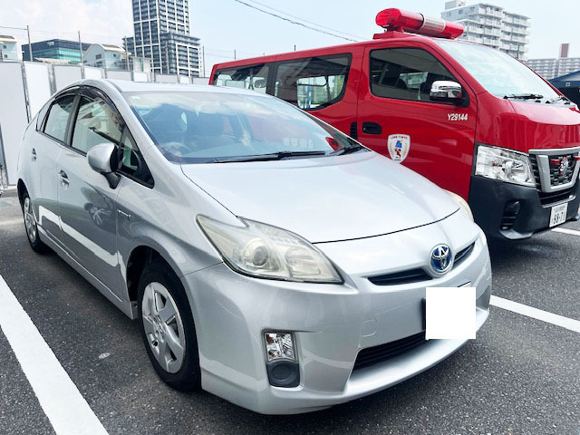 プリウス 1.8 L TVナビ ETC Bカメラ FOG AW