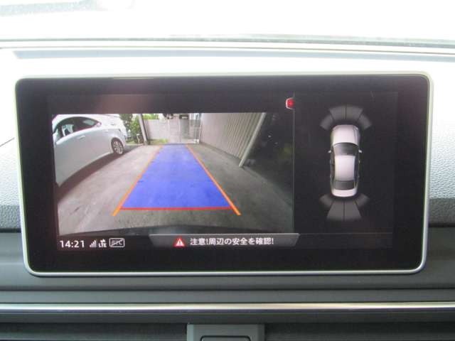 アウディ A4 2.0 TFSI クワトロ スポーツ 4WD Sラインパッケージ