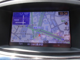 純正HDDナビは8インチタッチパネル。
