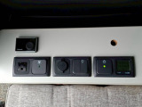 メインスイッチ バッテリー電圧計 照明スイッチ インバーターリモートスイッチ FFヒーターマルチコントローラー
