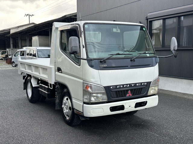 キャンター  2t ダンプ 4WD 5速MT
